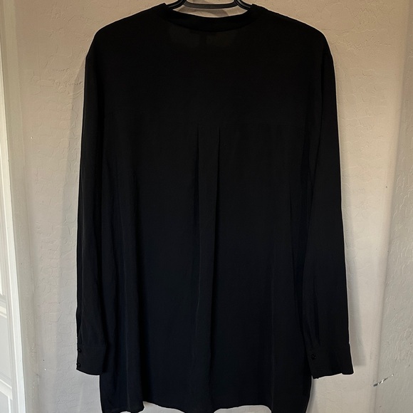 Eileen Fisher Classic Black Blouse - Picture 4 of 4